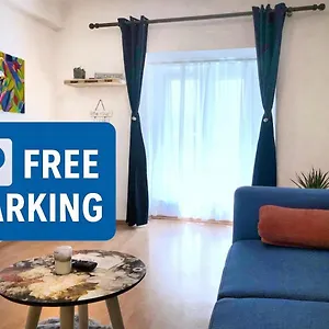 https://one-bedroom-apartment-on-the-most-beautiful-street.hotels-in-ljubljana.com